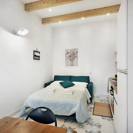 Casa Da Enza A Toledo Ferienhaus Neapel